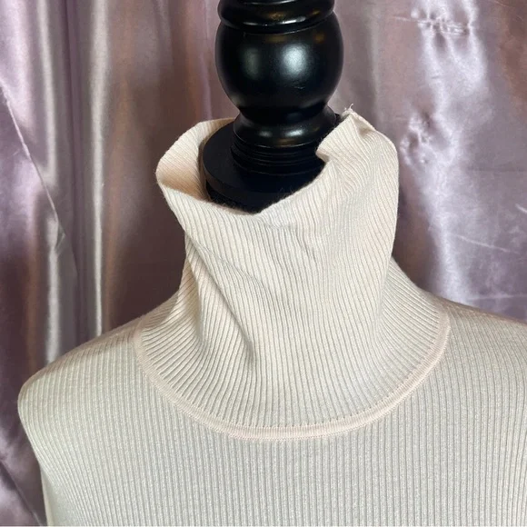 Chico’s Pink Turtleneck Knit Top Soft Stretch Cozy Chic (Large) - Picture 3 of 7